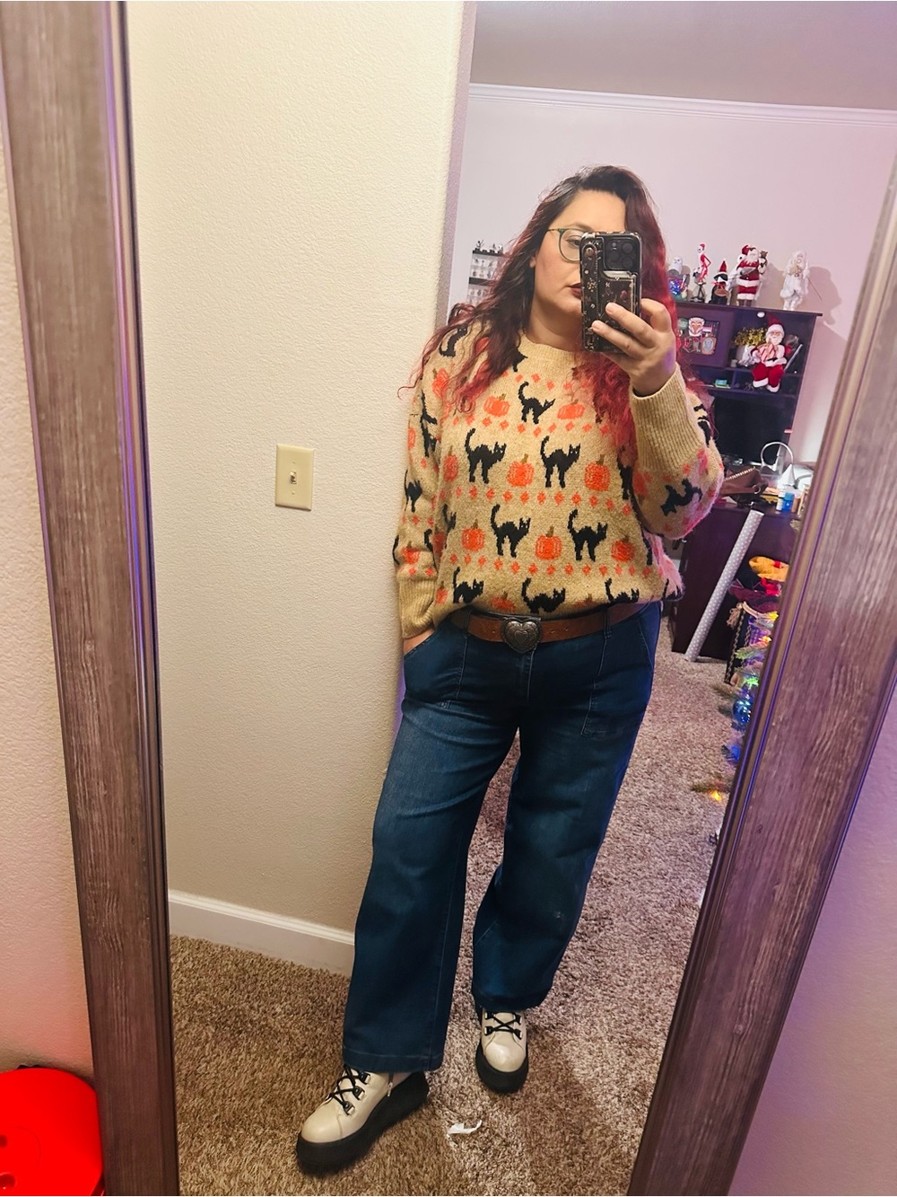 Vince Camuto Beige Crewneck Sweater with Black Cats & Orange Pumpkins - Picture 3 of 3